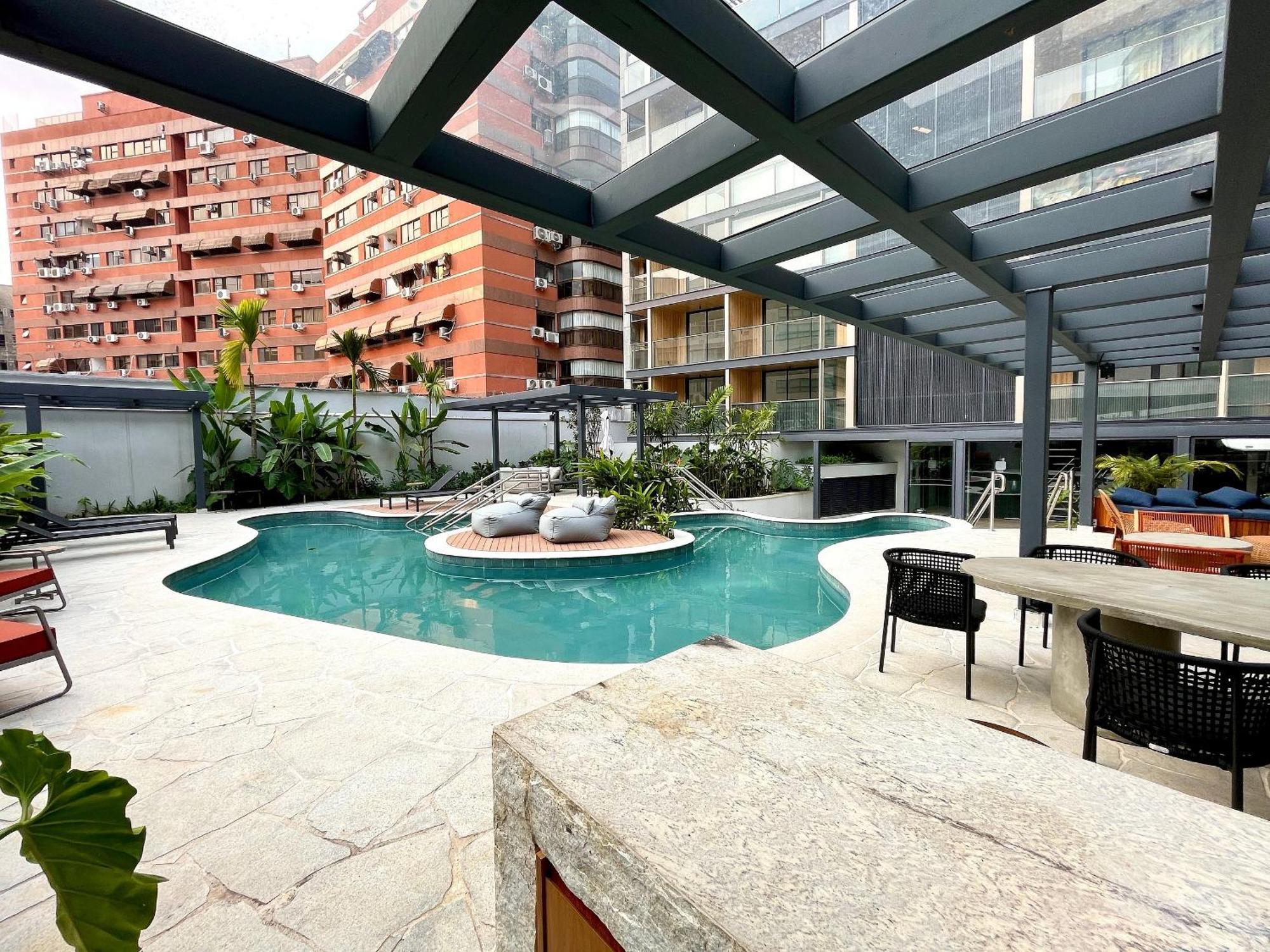 Apartamento Leblon - Vista Cristo, Piscina E Academia. Rio de Janeiro