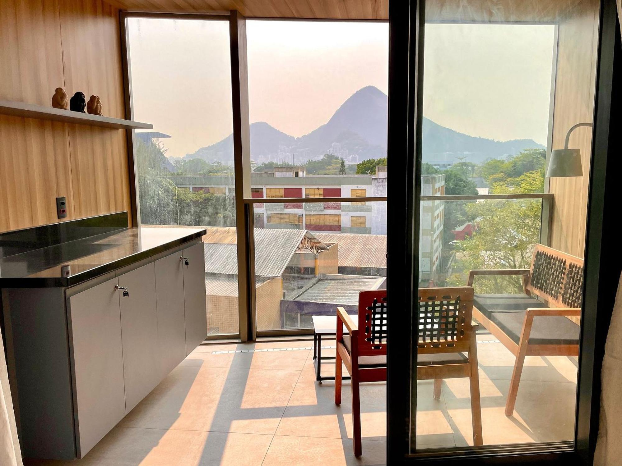 Apartamento Leblon - Vista Cristo, Piscina E Academia.